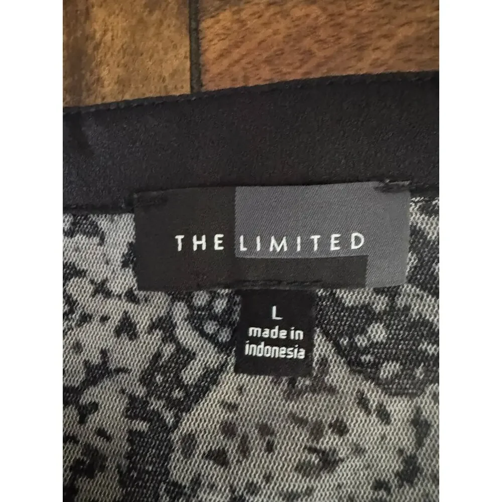 The Limited Abstract Print Long Sleeve Blouse Women’s Large Gray Black - Picture 5 of 13